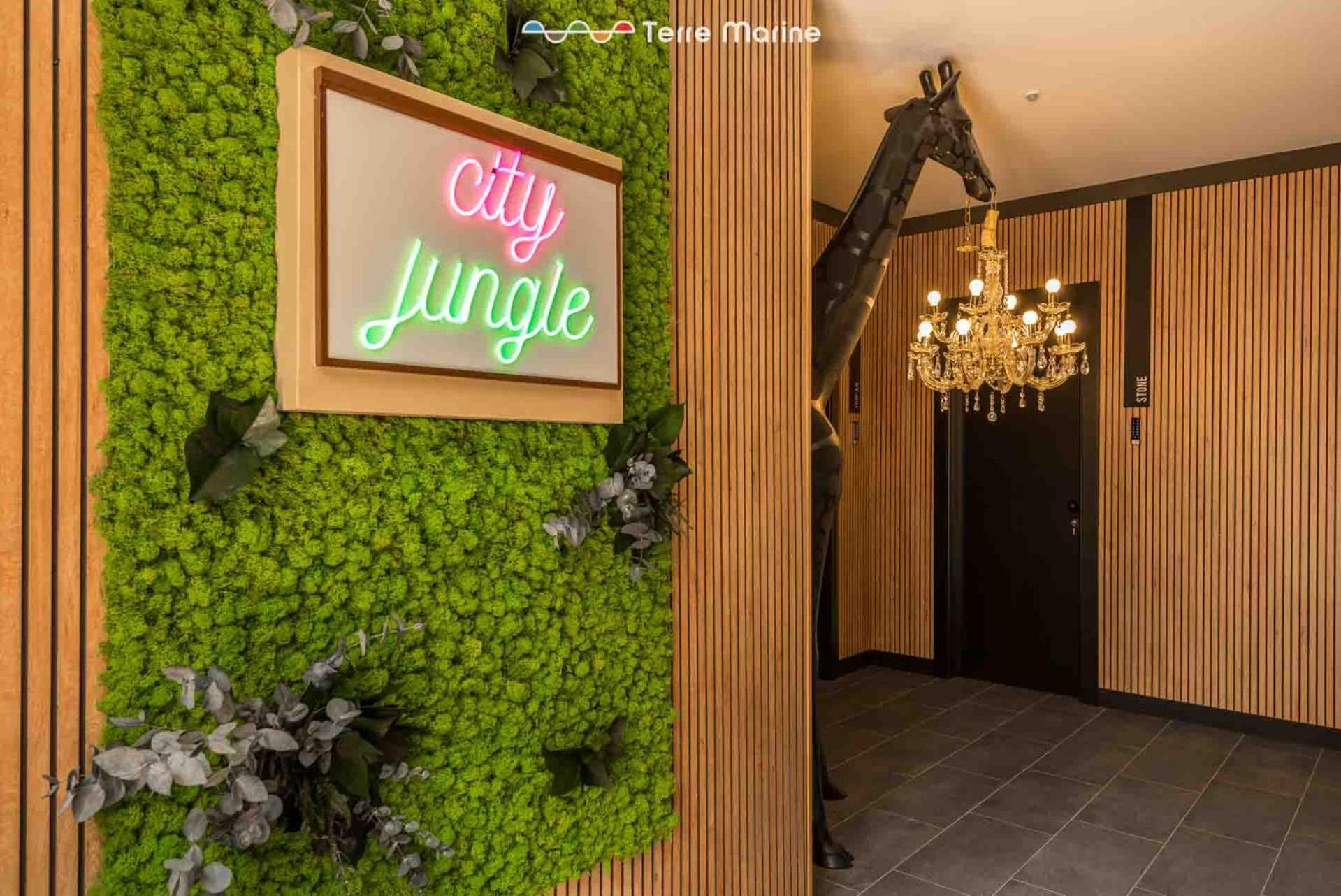 City Jungle, Terre Marine La Spezia Bagian luar foto